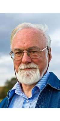 John McCabe, British composer and pianist., dies at age 75